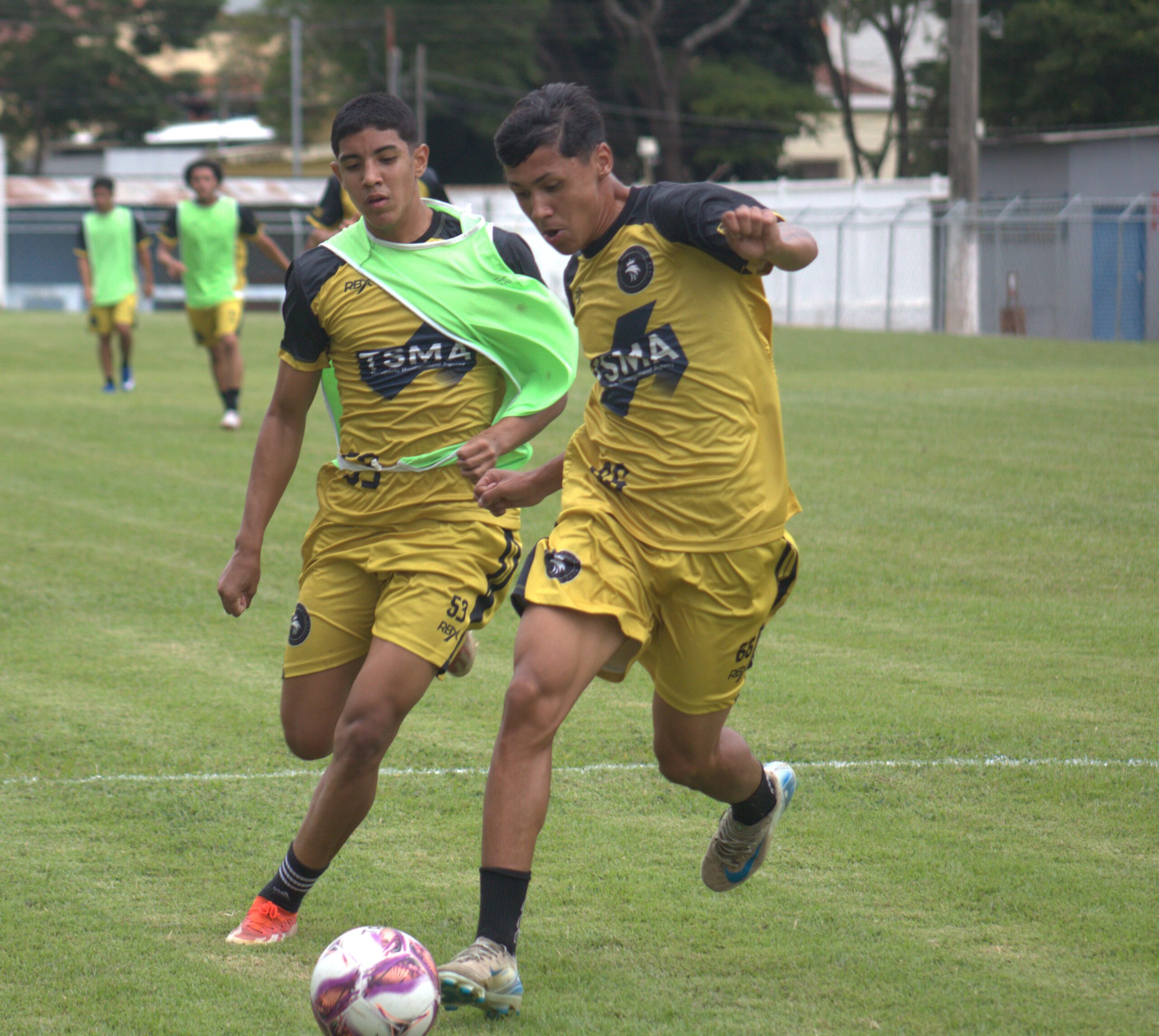 Villa Real enfrenta o Itabirito no Ninho da Águia neste sábado (2) com promoção especial para a torcida